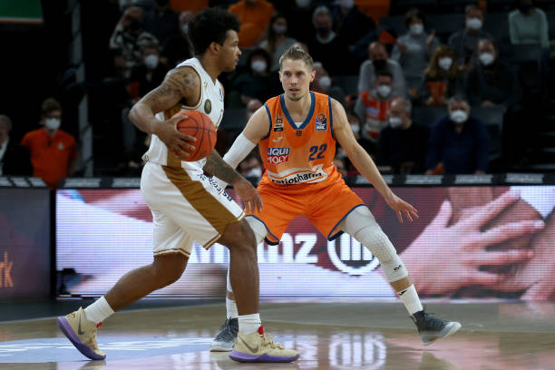 更是精神领 更是精神领