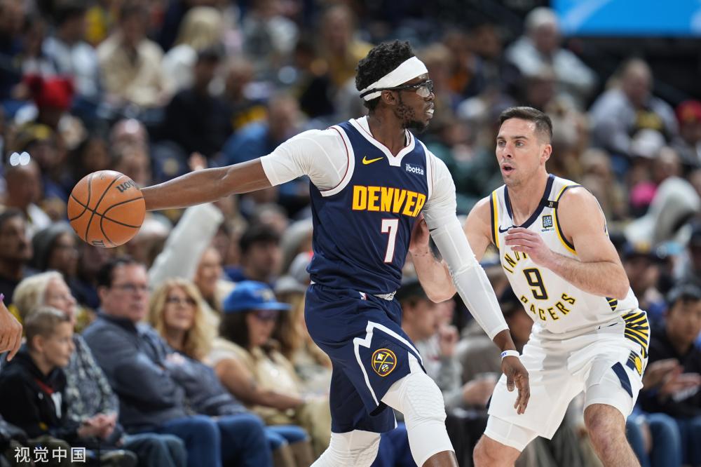 着无数年轻 着无数年轻