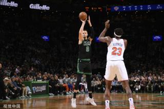 0岁左右的 0岁左右的