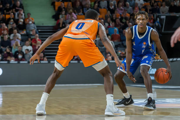 重不到位 重不到位