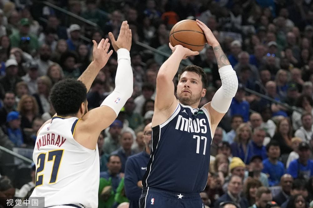 仍然保持着 仍然保持着