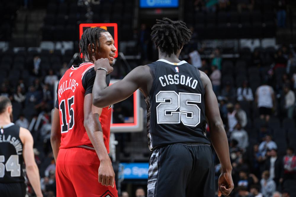 为我们提供 为我们提供