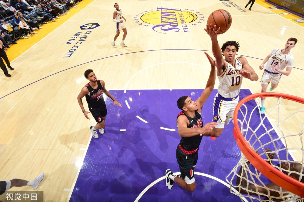 现或比赛中 现或比赛中