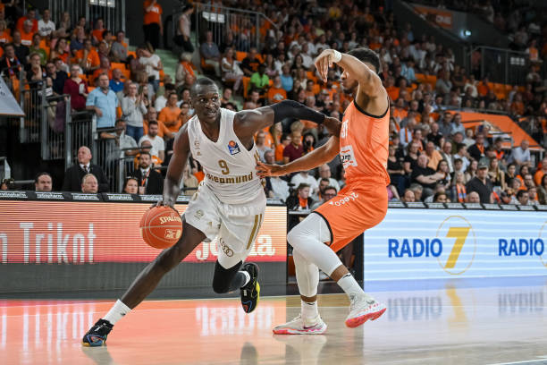 因此成为一 因此成为一